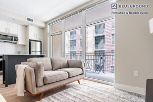 4924 St Elmo Ave in Bethesda, MD - Building Photo