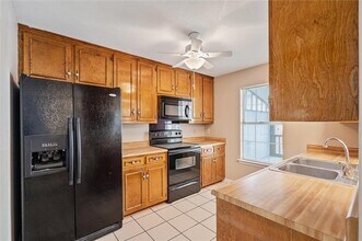 270 Hillcrest Rd in Mobile, AL - Building Photo - Building Photo