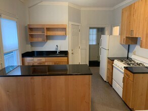 42 Hampshire St in Portland, ME - Building Photo - Building Photo