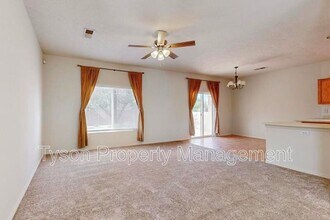 7509 Cricket Hill Dr NE in Albuquerque, NM - Building Photo - Building Photo