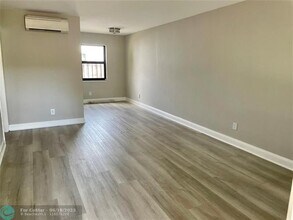 821 N Victoria Park Rd in Fort Lauderdale, FL - Building Photo - Building Photo