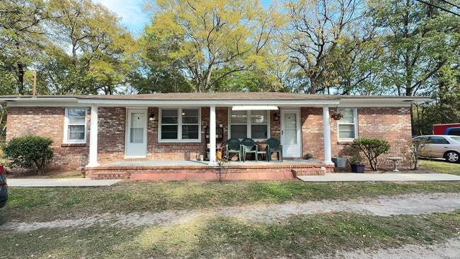 property at 1746 E Avalon Cir