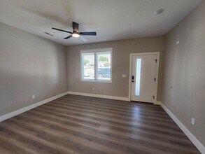 5312 W Wernett Rd in Pasco, WA - Building Photo - Building Photo