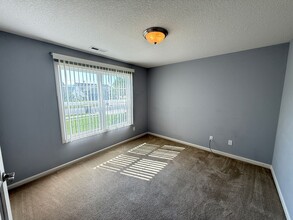 3921 Stanton Hall Pkwy in Fort Wayne, IN - Building Photo - Building Photo