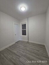 136 Hawthorne Ave in Yonkers, NY - Building Photo - Building Photo