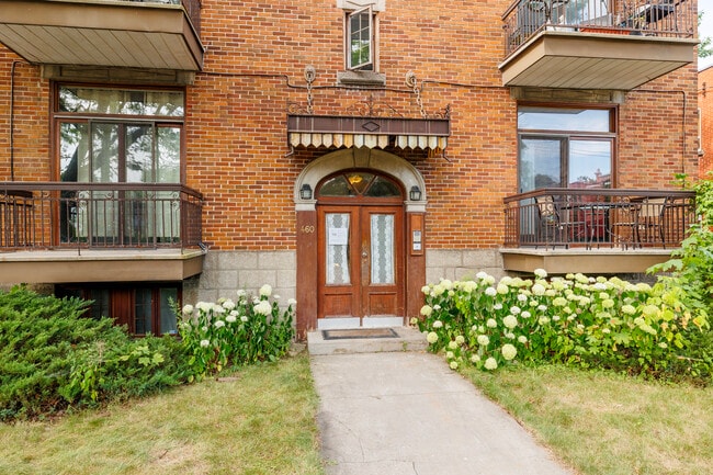 460 Rue in St. Laurent, QC - Building Photo - Building Photo