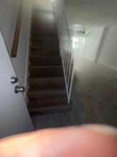 14642 Calvert St in Van Nuys, CA - Foto de edificio - Building Photo