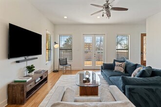 1803 E 18th St in Austin, TX - Building Photo - Building Photo