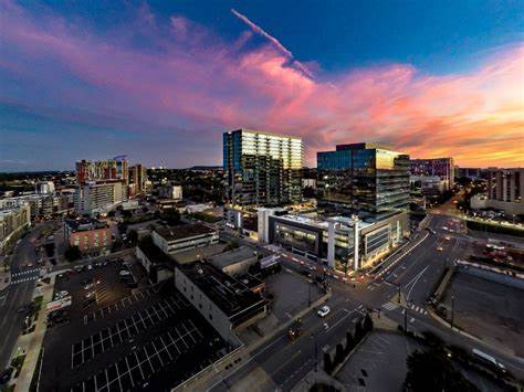 1212 Laurel St, Unit 2110 in Nashville, TN - Foto de edificio