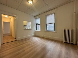 25 Phillips St, Unit 24-5 in Boston, MA - Building Photo