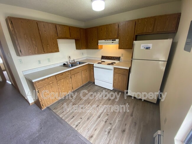 3338 Joanna Brunner St in Laramie, WY - Building Photo - Building Photo