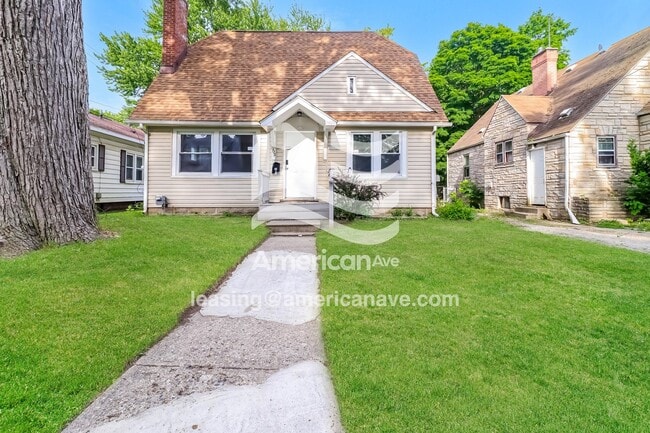 property at 53 Vinewood Ct