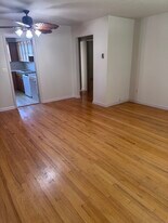 423 E 12th St in Mountain Home, AR - Building Photo
