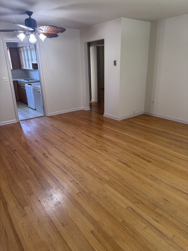 property at 423 E 12th St