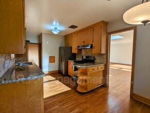 2111 Irving Ave S in Minneapolis, MN - Building Photo - Building Photo