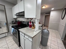 2409 N Bruce St in North Las Vegas, NV - Building Photo