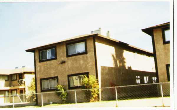 1504 Cobb Ln in Las Vegas, NV - Foto de edificio - Building Photo