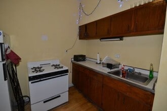 917W W Waveland Ave, Unit C2 in Chicago, IL - Building Photo - Building Photo