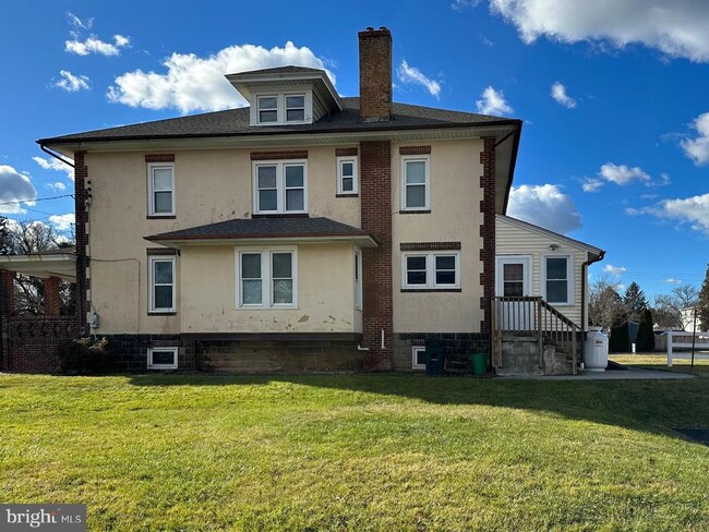 607 Washington St in Royersford, PA - Building Photo - Building Photo