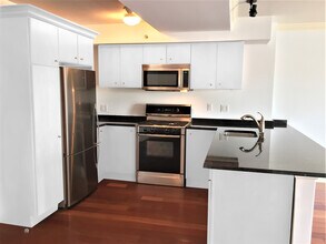 1 S Astor St in Irvington, NY - Building Photo - Building Photo