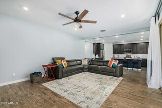 1171 E Armstrong Wy in Chandler, AZ - Building Photo - Building Photo