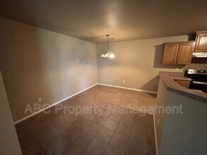 2810 Wildwood Dr in Fayetteville, AR - Building Photo - Building Photo