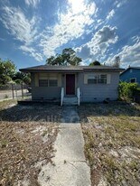 2027 37th St S in St. Petersburg, FL - Building Photo