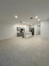 1304 Drake Rdg Dr in Kissimmee, FL - Building Photo - Building Photo
