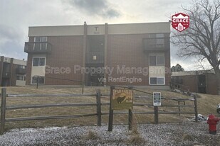 3623 S Sheridan Blvd in Lakewood, CO - Building Photo