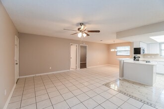 1540 Derringer Rd in Jacksonville, FL - Building Photo - Building Photo