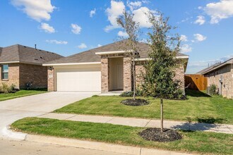5808 Piedrosa Ct in Lantana, TX - Building Photo - Building Photo
