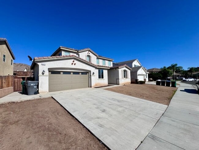 26612 Iron Mountain St in Romoland, CA - Building Photo - Building Photo