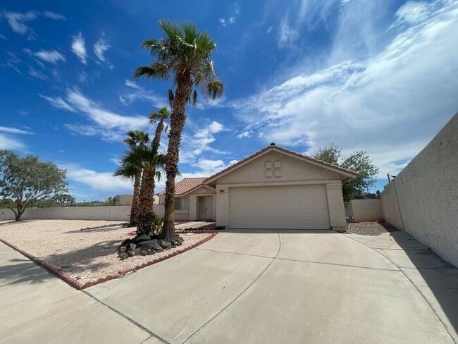 property at 899 Coral Cottage Dr