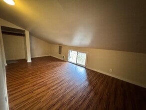 202 Woodland Rd in Libby, MT - Foto de edificio - Building Photo