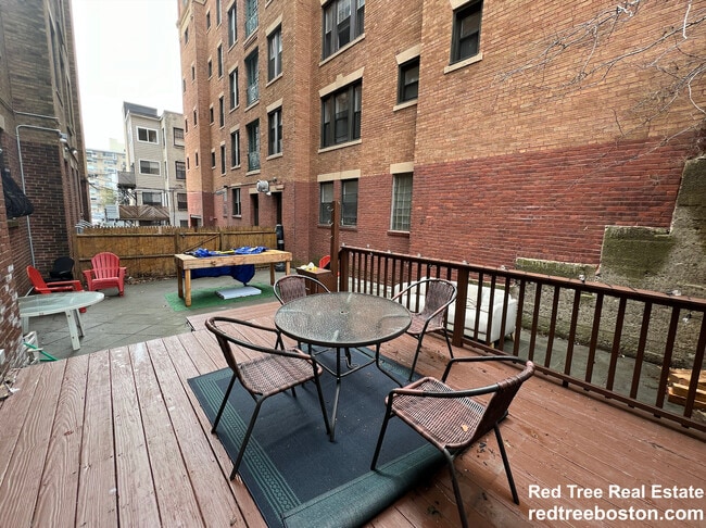 448 Park Dr in Boston, MA - Foto de edificio - Building Photo