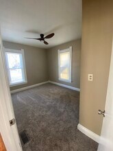 410 W Hempstead Ave in Fairfield, IA - Building Photo - Building Photo