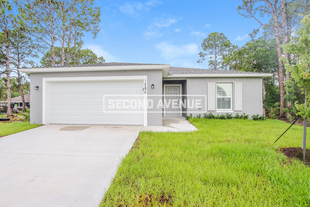 1285 Devon St SE in Palm Bay, FL - Building Photo