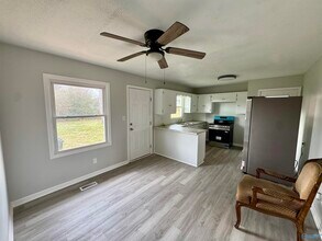 1801 US Hwy 72 W in Athens, AL - Building Photo - Building Photo