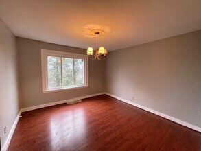 240 Ridgewood Ave in Pittsburgh, PA - Building Photo - Building Photo