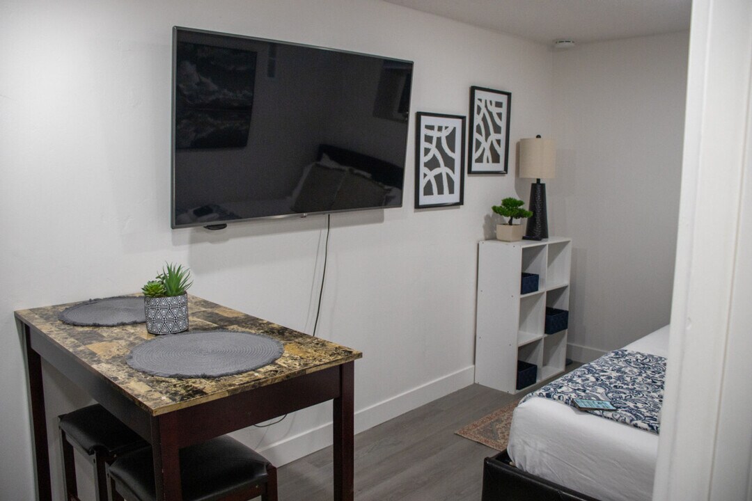 1219 W 500 S in Salt Lake City, UT - Building Photo