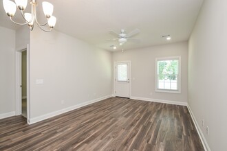 1001 Walker Point Way in Brunswick, GA - Building Photo - Building Photo