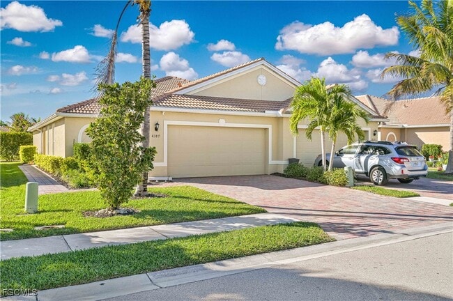 property at 4387 Dutchess Park Rd