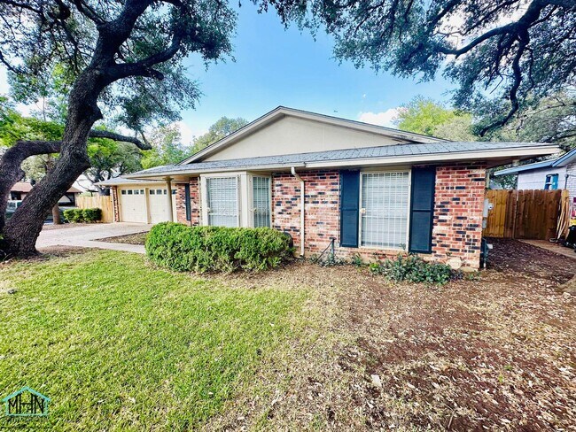 6231 Linus St in San Antonio, TX - Building Photo - Building Photo