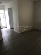 14333 Haynes St in Los Angeles, CA - Building Photo - Building Photo