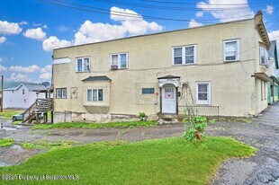 627 Main St in Duryea, PA - Building Photo