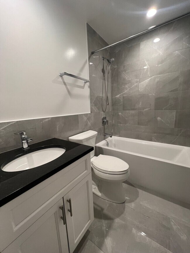 4636 N Malden St in Chicago, IL - Building Photo - Building Photo