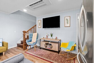 2 Mead Dr in Pensacola, FL - Building Photo - Building Photo