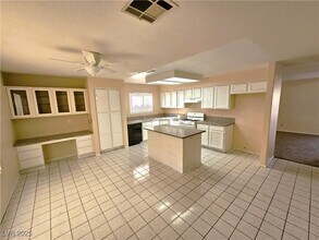 1216 Lucia Dr in Las Vegas, NV - Building Photo - Building Photo