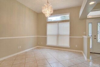 2042 Hamilton Crossing Dr in Gonzalez, FL - Building Photo - Building Photo