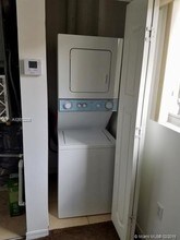 928 SW 3rd St-Unit -201 in Miami, FL - Building Photo - Building Photo